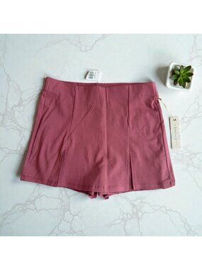 IRIS Mauve Pink Mini Skort Size Medium NEW NWT
